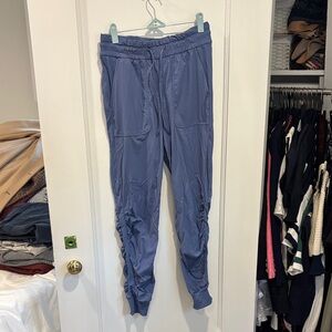 Lululemon lavender/ purple Dance Studio Jogger